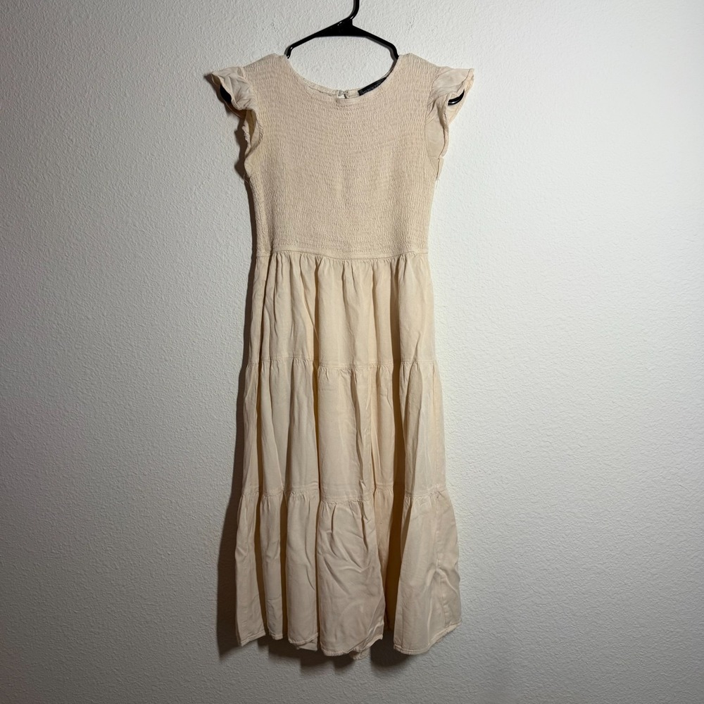 Merokeety Tiered Dress Womens Small Beige Smocked Flutter Sleeve Keyhole Back